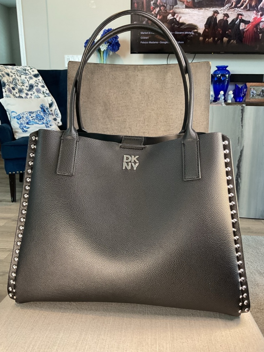 DKNY Josie Large Studded Tote Bag Black Pebbled Leather (GUC) - Picture 3 of 15